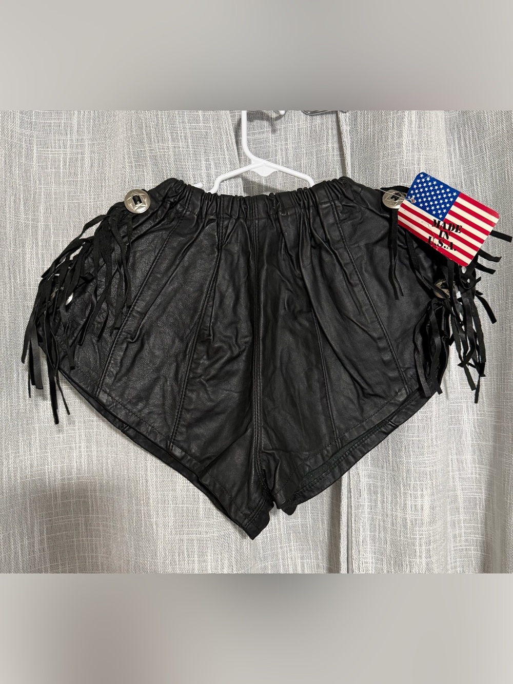 Vintage Women's Black Lace-Up Leather High-Waisted Micro Shorts Hot Pants L